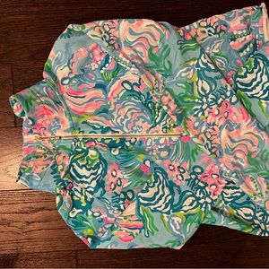 Lilly Pulitzer pull over! Size small. New no tags.